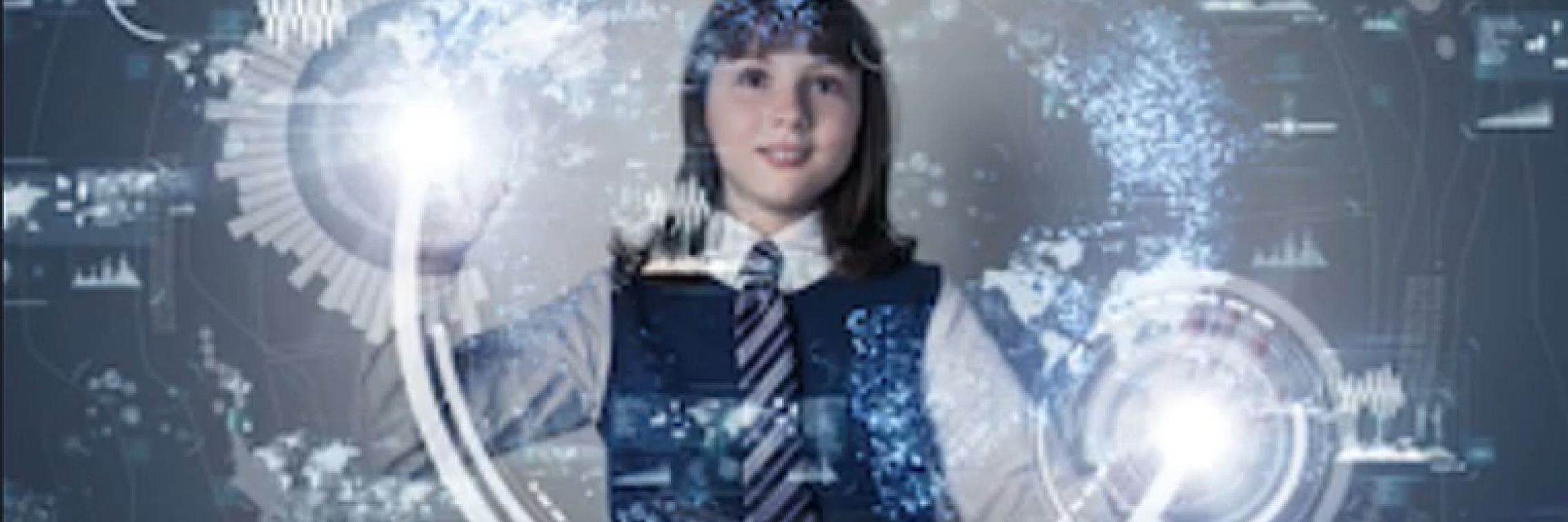 Cyber security girl Secondary MOOC