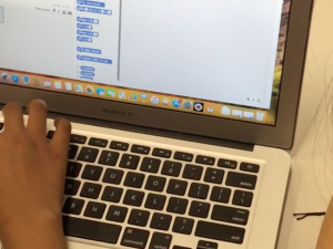 Using Scratch to make the Makey Makey into an instrument