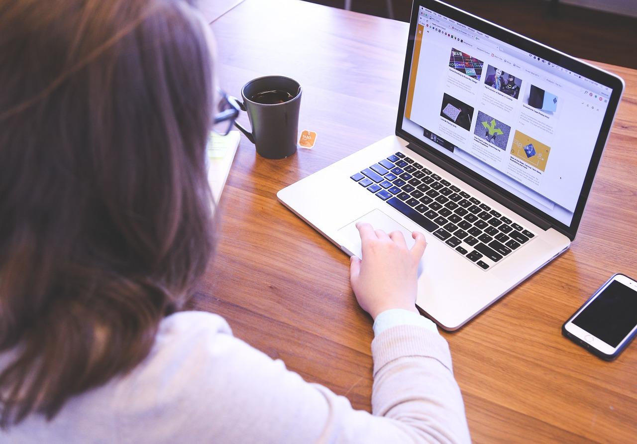 teacher learning online with computer